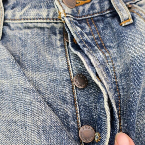 We The Free People Raw Hem Button Fly Blue Denim Jean Shorts Women's 30 - Picture 4 of 5